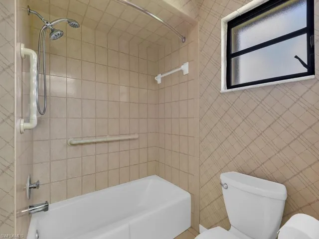 700 Astarias Cir, Fort Myers, Florida 33919