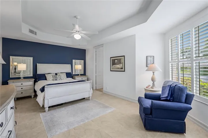 1570  Clermont  DR, Naples, FL 34109
