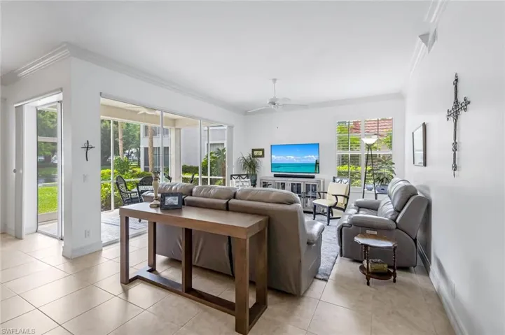1570  Clermont  DR, Naples, FL 34109