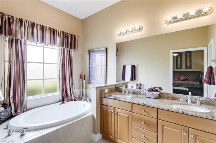 5761 Kensington Loop, Fort Myers Fl 33912