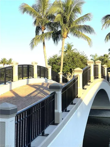 Bridges & Walking Trails