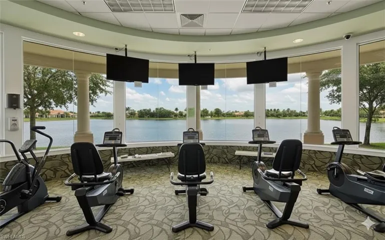 6112 Towncenter Cir, Naples, Florida 34119