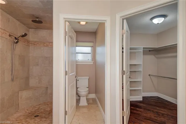 Water closet and walk in shower, Large Wak In Closet