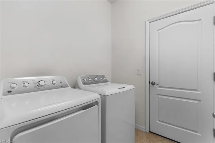 14378 Vindel Cir, Fort Myers, Florida 33905