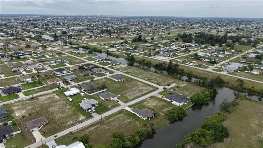 2009 Nw 2nd Ave, Cape Coral, Florida 33993