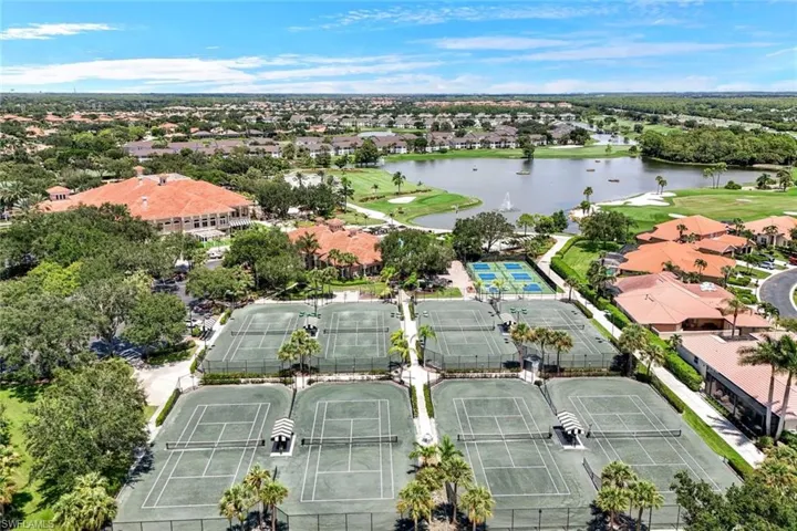 6128  Manchester  PL, Naples, FL 34110