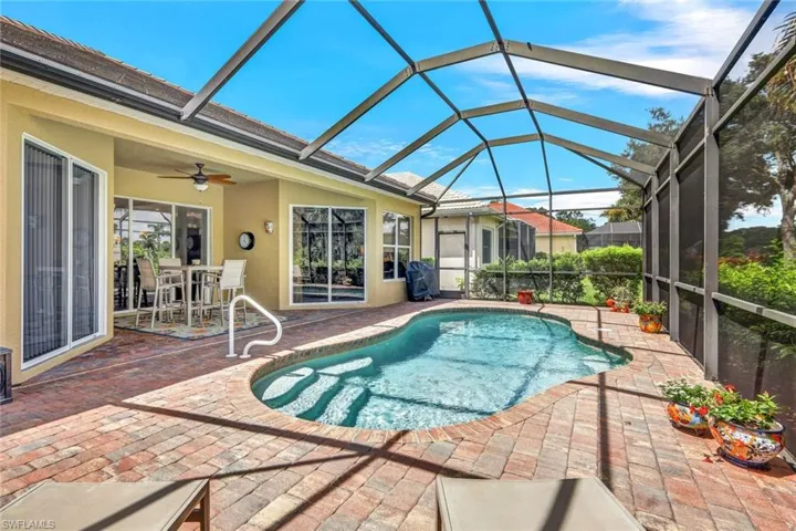 6128  Manchester  PL, Naples, FL 34110