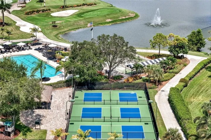 6128  Manchester  PL, Naples, FL 34110