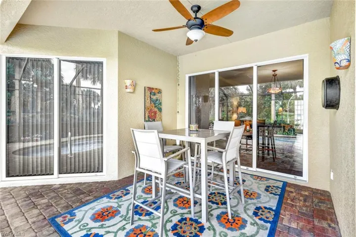 6128  Manchester  PL, Naples, FL 34110