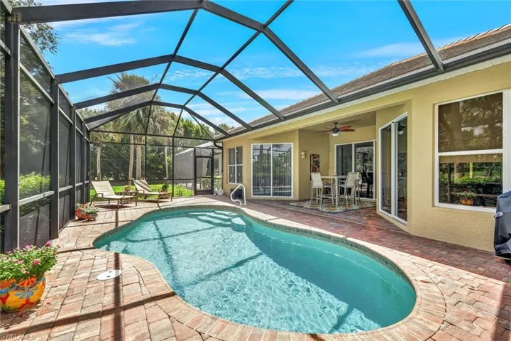 6128  Manchester  PL, Naples, FL 34110