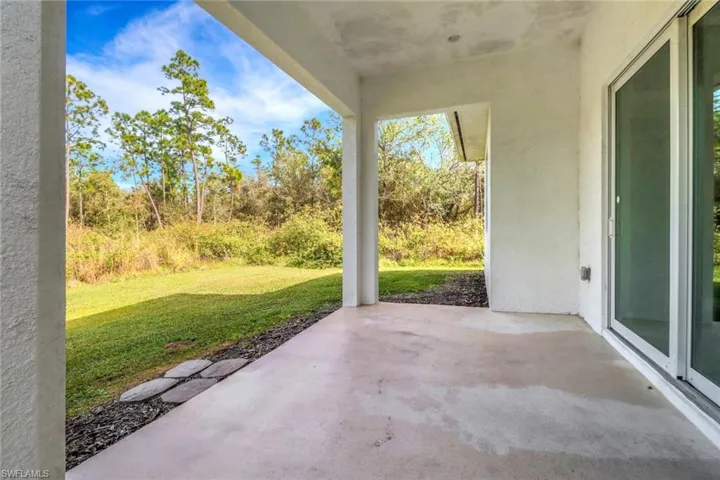 Covered lanai area