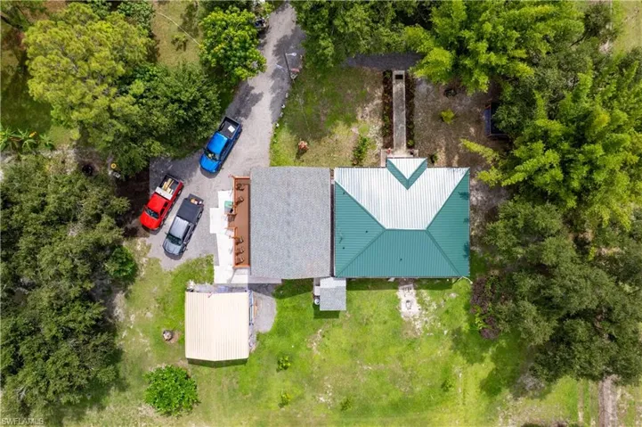 Aerial view of property and surrounding area