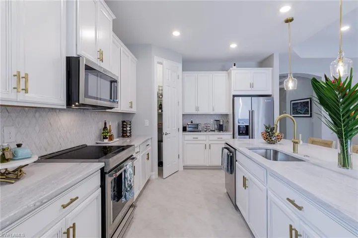 14614 Stillwater Way, Naples, Florida 34114