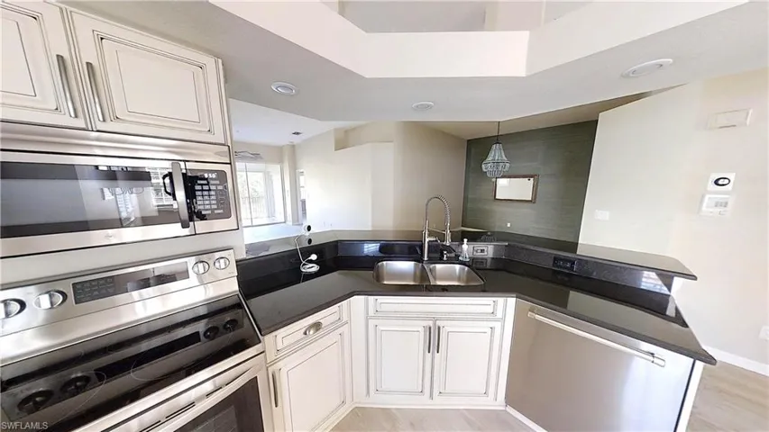 6805 Satinleaf Rd S # 201, Naples Fl 34109