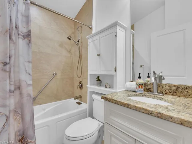 290  Shady Hollow W BLVD, Naples, FL 34120