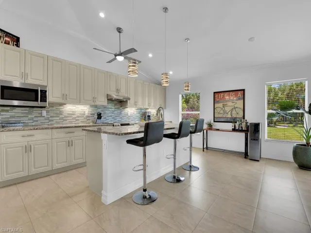 290  Shady Hollow W BLVD, Naples, FL 34120