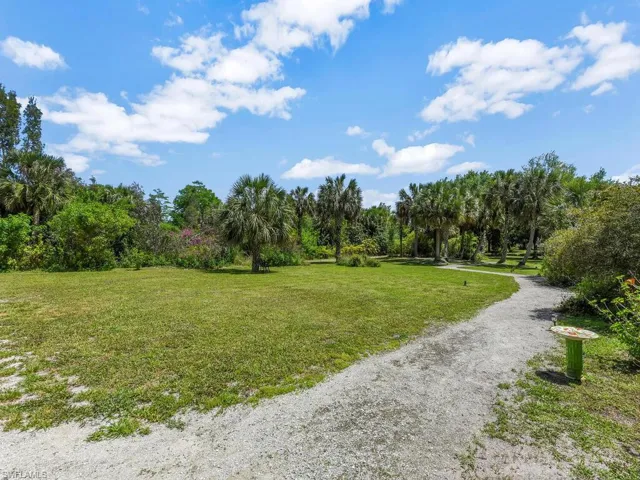 290  Shady Hollow W BLVD, Naples, FL 34120