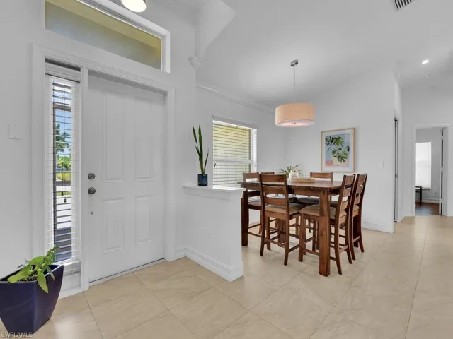 290  Shady Hollow W BLVD, Naples, FL 34120