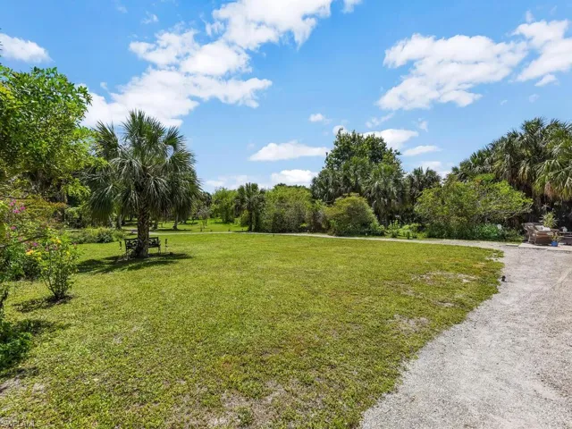 290  Shady Hollow W BLVD, Naples, FL 34120