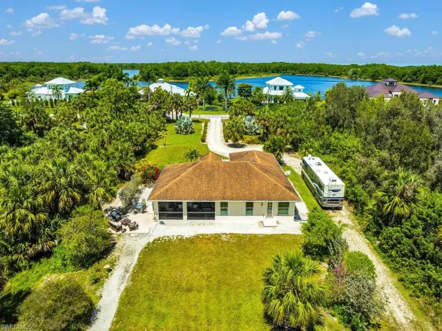 290  Shady Hollow W BLVD, Naples, FL 34120
