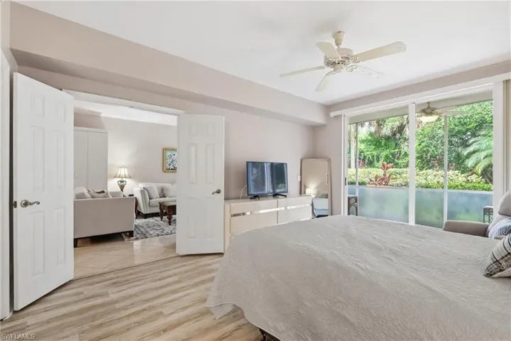 2245 Hidden Lake Dr 3, Naples, Florida 34112