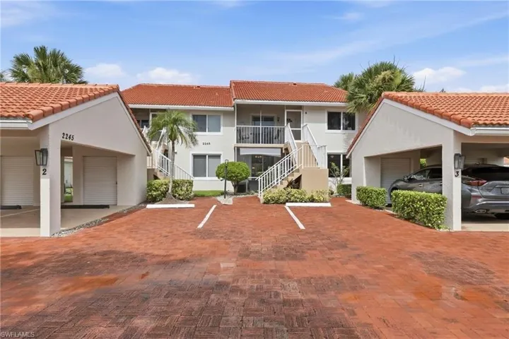2245 Hidden Lake Dr 3, Naples, Florida 34112