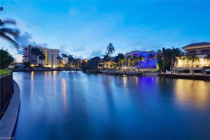 205 Spring Line Dr, Naples, Florida 34102