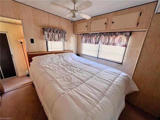 15  Fountain View  BLVD, North Fort Myers, FL 33903