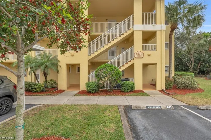 8271 Key Royal Cir 932, Naples, Florida 34119
