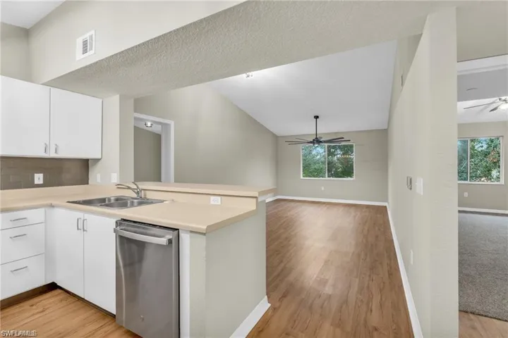 8271 Key Royal Cir 932, Naples, Florida 34119