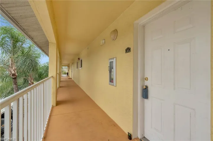 8271 Key Royal Cir 932, Naples, Florida 34119