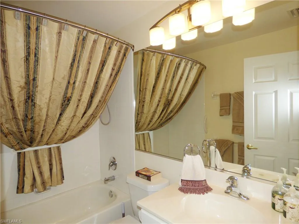 9159 Shadow Glen WAY, Fort Myers, FL 33913,224090617