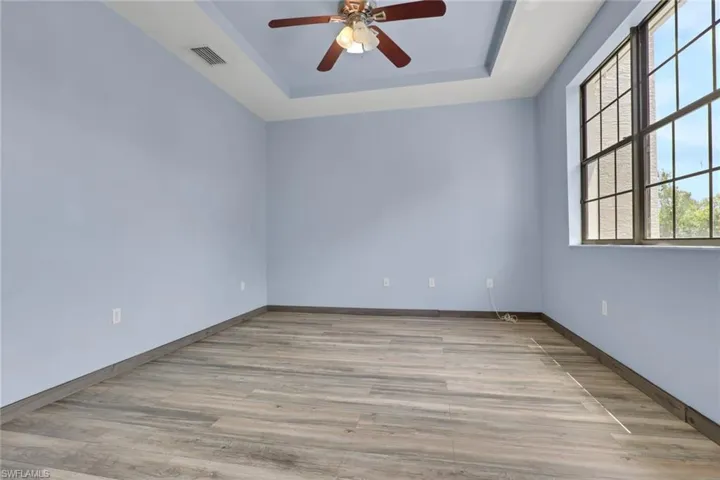 15454 Summit Place Cir 125, Naples, Florida 34119