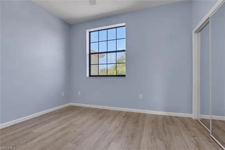 15454 Summit Place Cir 125, Naples, Florida 34119