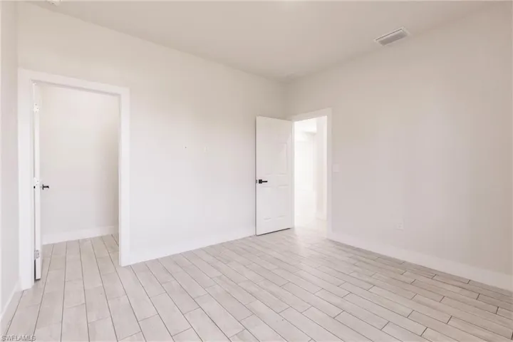 2519  56th W ST, Lehigh Acres, FL 33971