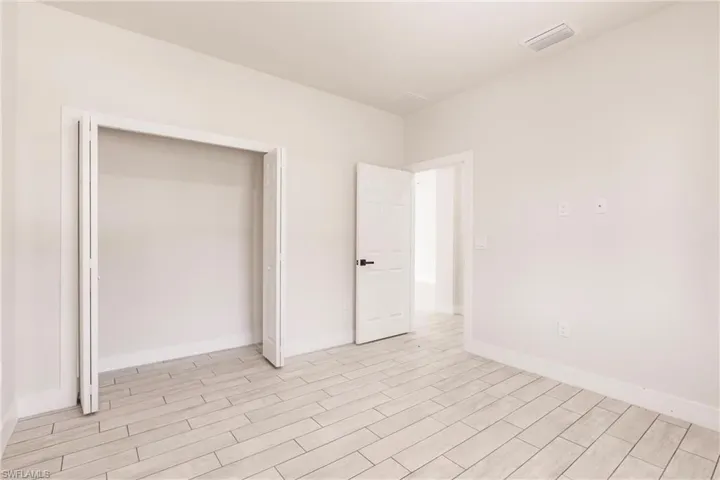 2519  56th W ST, Lehigh Acres, FL 33971