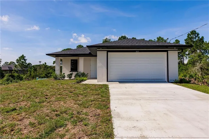 2519  56th W ST, Lehigh Acres, FL 33971