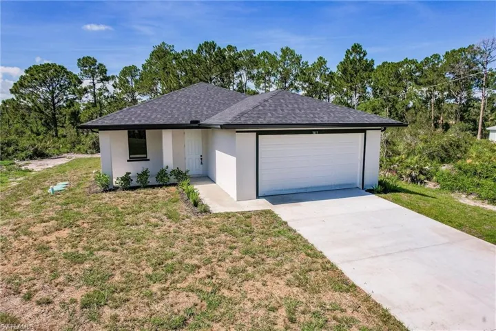 2519  56th W ST, Lehigh Acres, FL 33971
