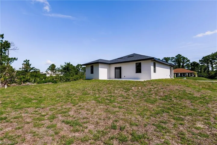 2519  56th W ST, Lehigh Acres, FL 33971