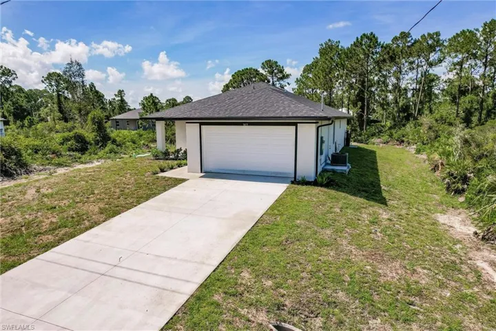 2519  56th W ST, Lehigh Acres, FL 33971