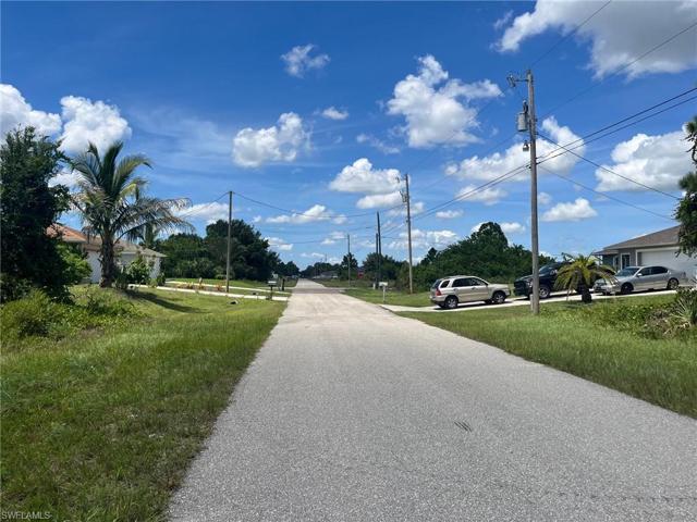 2605  42nd SW ST, LEHIGH ACRES, FL 33976