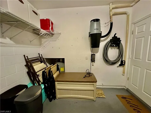 Super well equipped garage with whole house vacuum