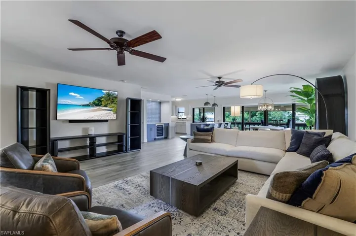 1390 Chesapeake Ave 1390, Naples, Florida 34102