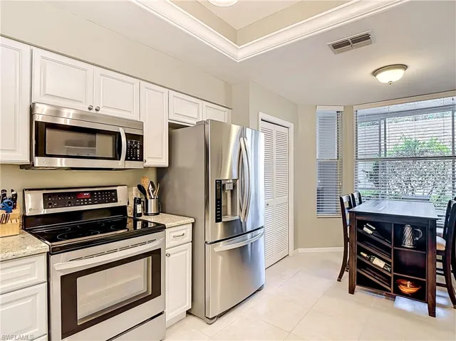 14261 Hickory Links Ct 1211, Fort Myers, Florida 33912