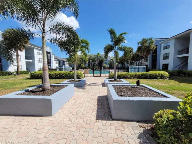 13625  Eagle Ridge  DR, Fort Myers, FL 33912