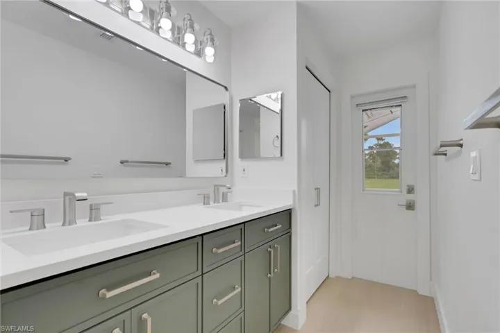 620 22nd Ave Nw, Naples, Florida 34120