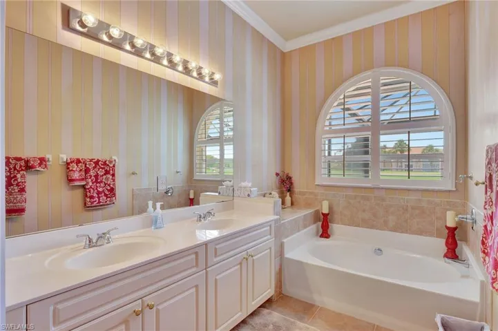 8793  Cedar Hammock Blvd  , Naples, FL 34112