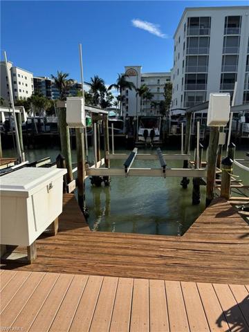 Boat Dock #121 & Lift  , Fort Myers Beach, FL 33931