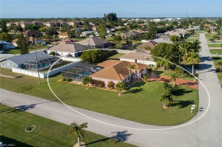 3832 Sw 20th Ave, Cape Coral, Florida 33914