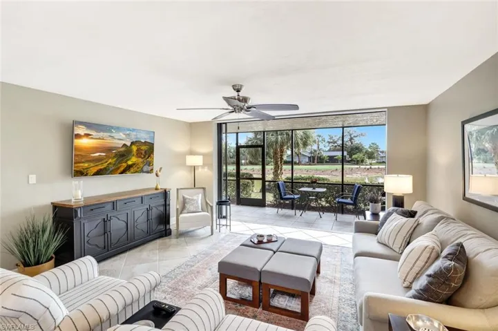 Furnished Turnkey! Pocket Sliders to the Screend Lanai